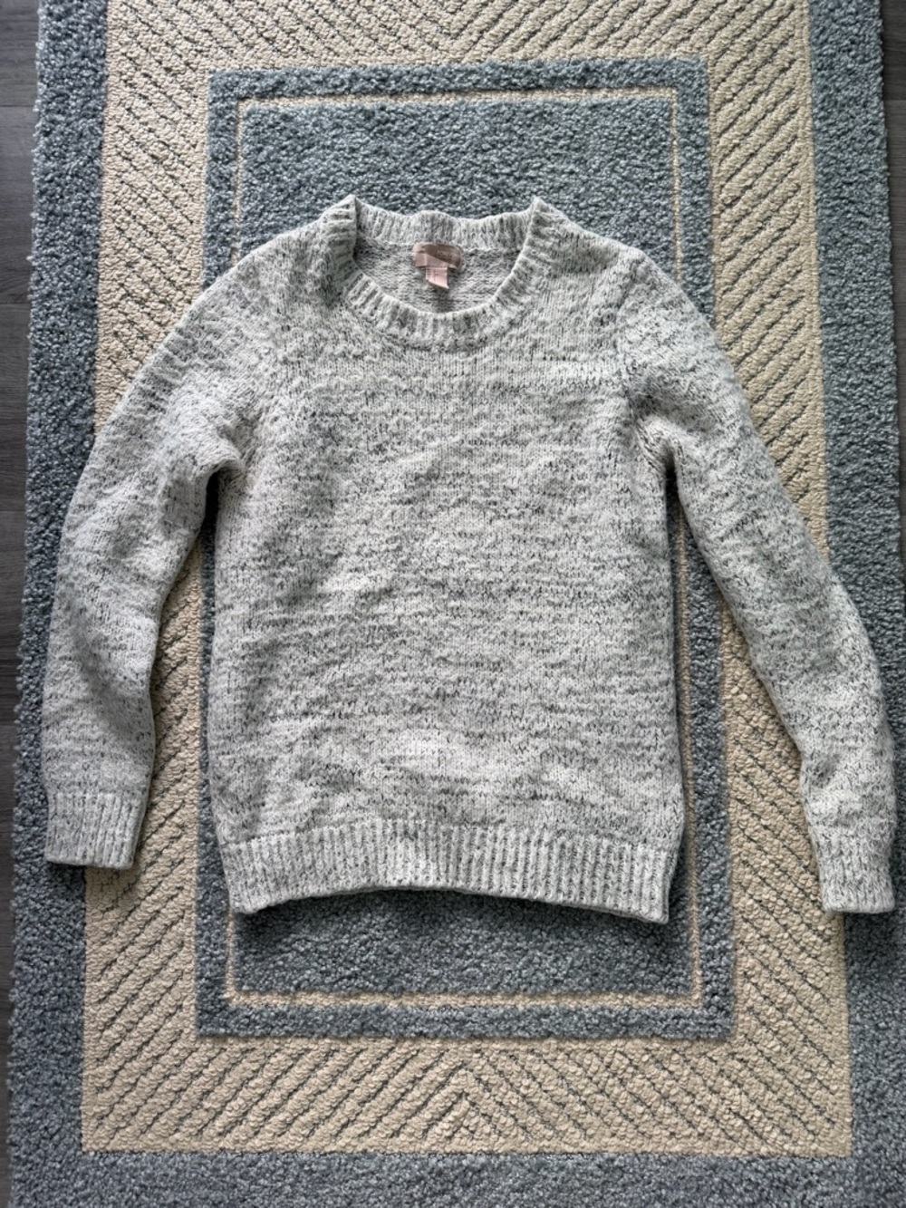 Forever 21 Gray Marled Crew Neck Sweater